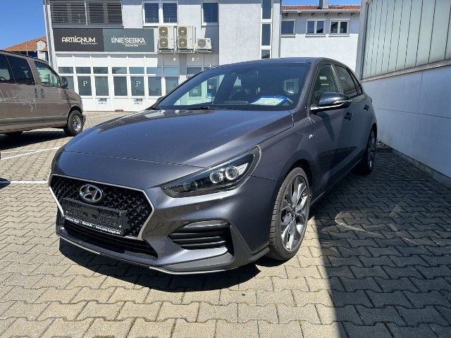 Hyundai i30 108.500 km 12.990 &euro; Hirschaid 96114