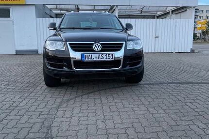 VW Touareg 241.580 km 7.299 € Halle saale 06128