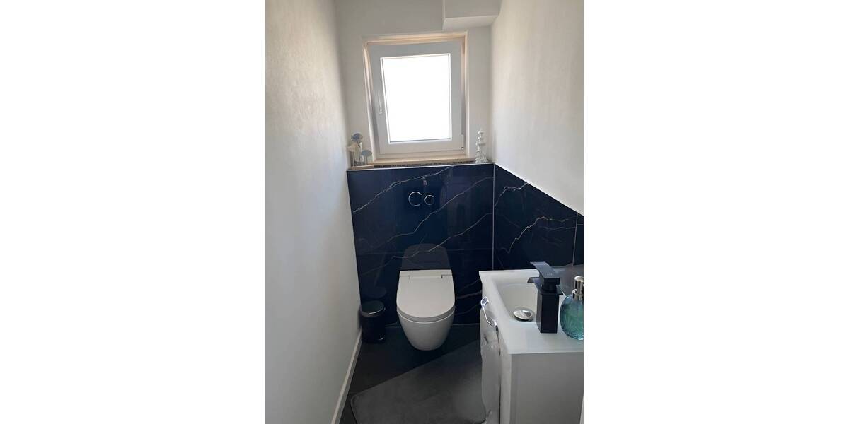 Etagenwohnung Pfullendorf Mottschieß - 5 Zimmer, 132 m&sup2;, 330.000&euro; | Angebot:26743532