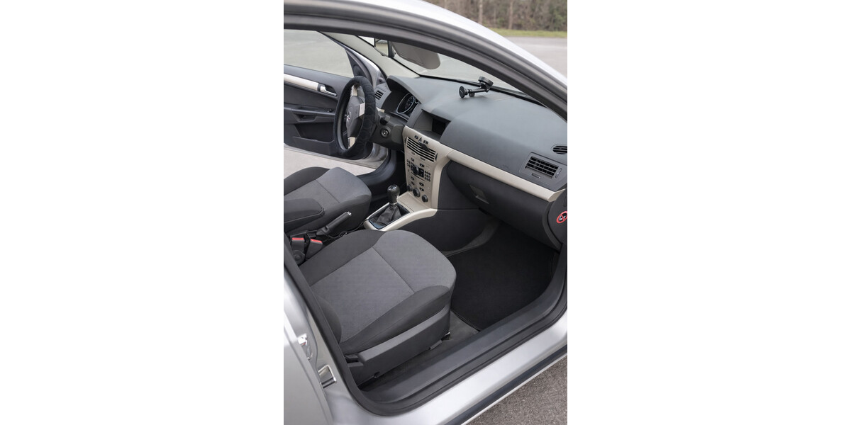 Opel Astra H 189.300 km 2.999 &euro; Gummersbach 51643