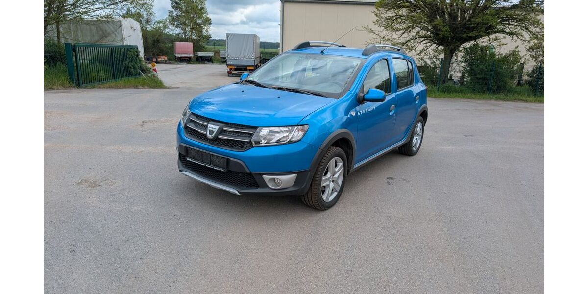 Dacia Sandero 78.000 km 5.900 &euro; Neuenhofe 39345