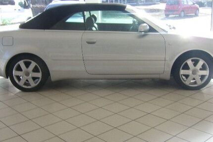 Audi A4 196.512 km 9.999 &euro; Schönebeck 39218