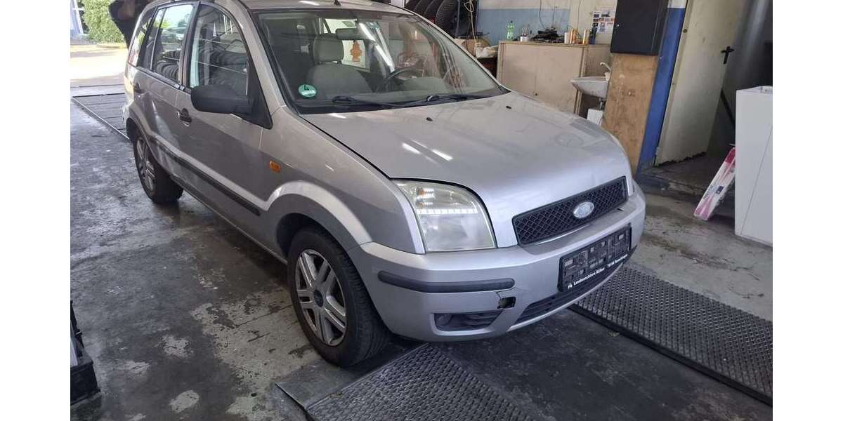 Ford Fusion 177.000 km 299 &euro; Sachsenheim 74343