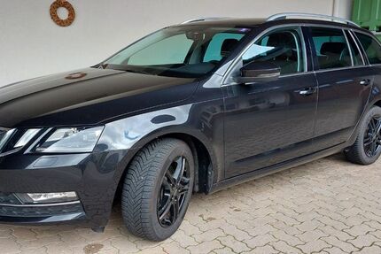 Skoda Octavia 124.400 km 15.300 &euro; Gleisweiler 76835