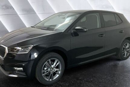 Skoda Fabia 9.990 km 28.169 &euro; Berlin 12681
