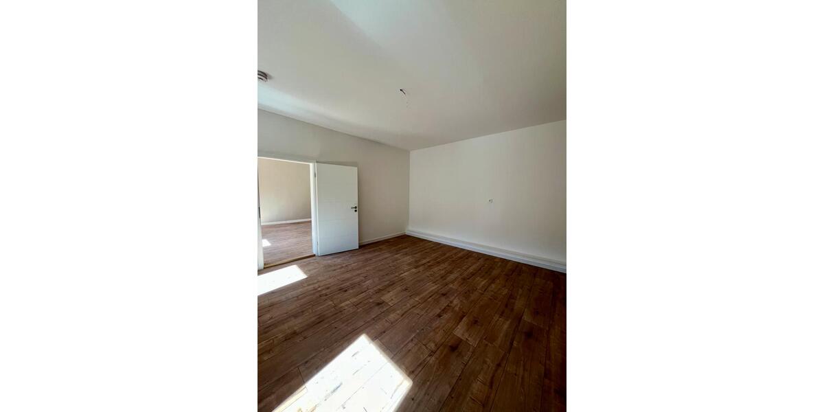 Etagenwohnung Meißen - 3 Zimmer, 82 m&sup2;, 890&euro; | Angebot:26267935