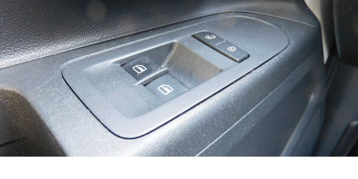 VW up! 1.0 Move MPI BMT 4Trg Klima Radio 32.800 km 12.390 &euro; Vordorf 38533