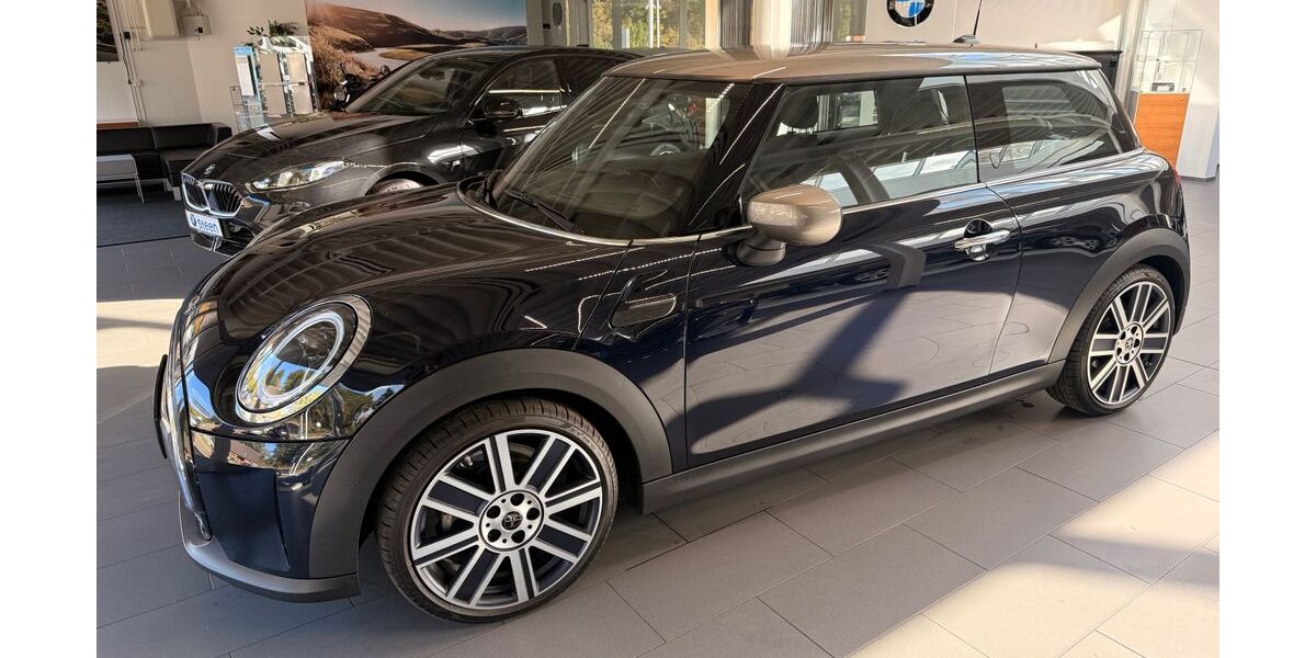 Mini Cooper 30.950 km 25.190 &euro; Alt-Mölln 23881