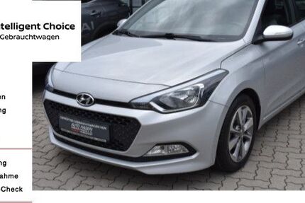 Hyundai i20 81.235 km 9.500 &euro; Neustadt/Holstein 23730