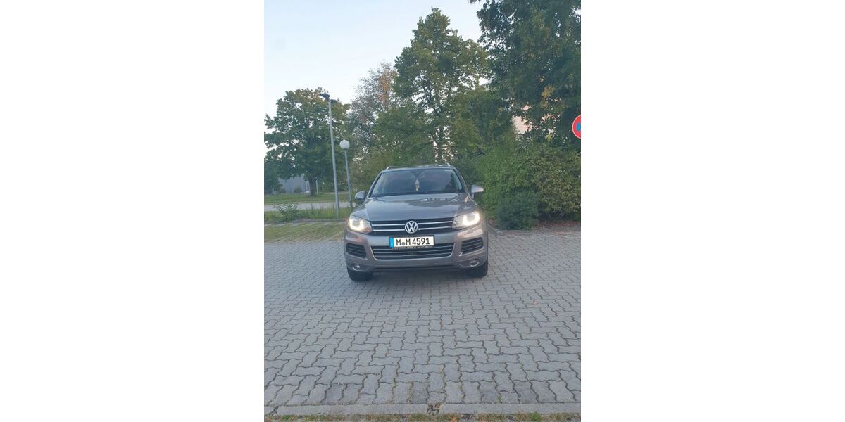 VW Touareg 318.000 km 8.900 &euro; München 81735