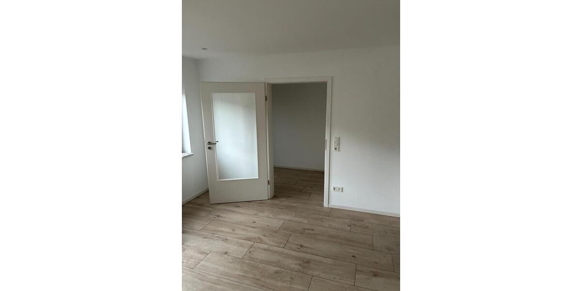 Etagenwohnung Eiterfeld - 4 Zimmer, 110 m&sup2;, 750&euro; | Angebot:25057992