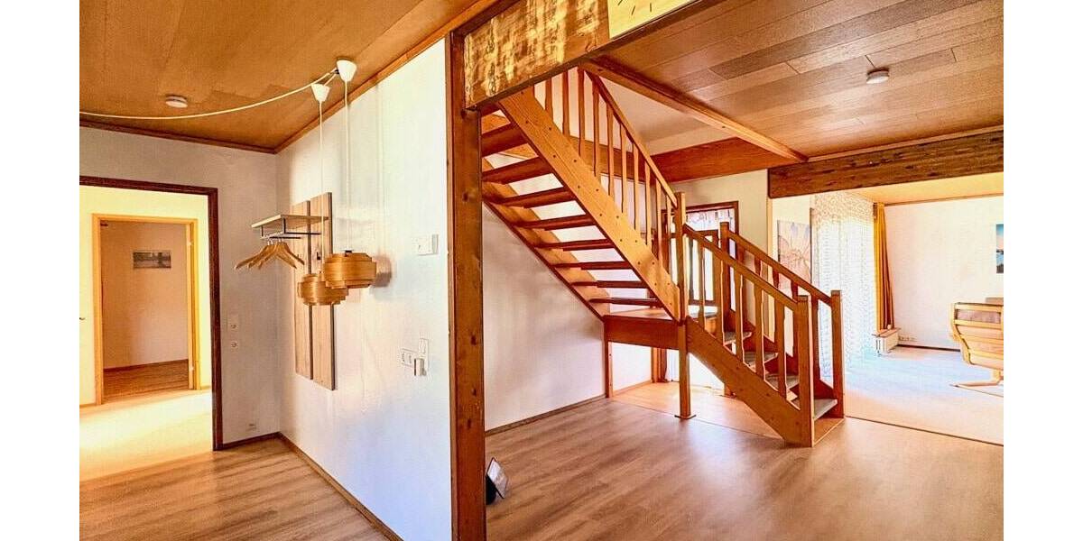 Einfamilienhaus Garding - 7 Zimmer, 164 m&sup2;, 325.000&euro; | Angebot:26450270