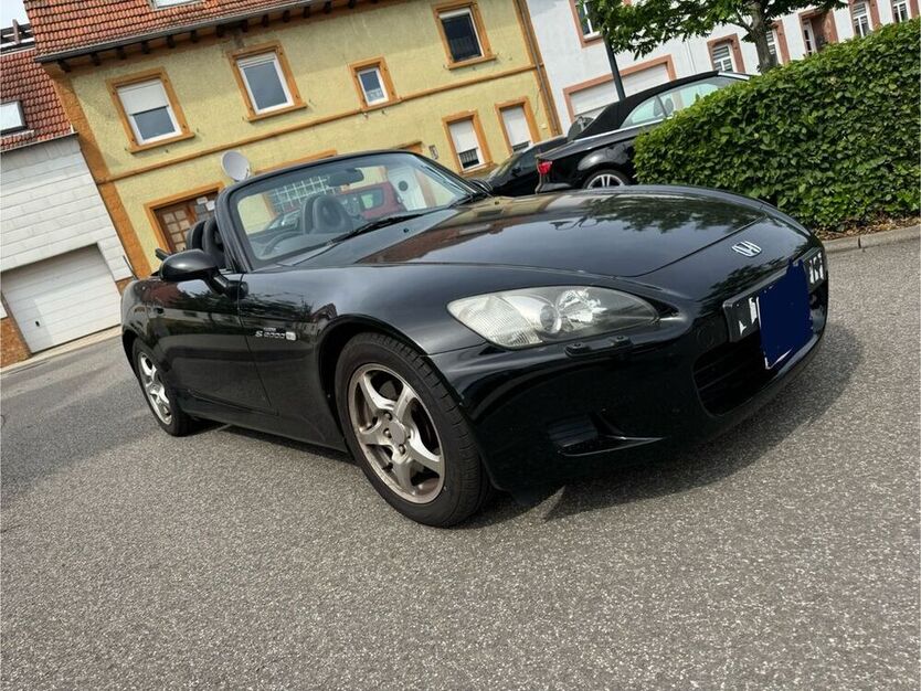 S2000