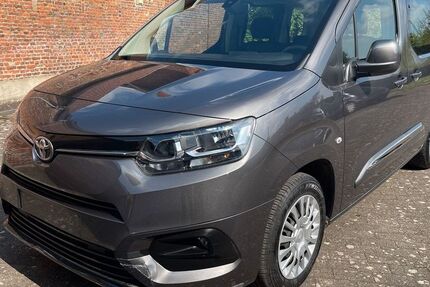 Toyota Proace (Verso) 86.400 km 16.800 &euro; Sommerach 97334
