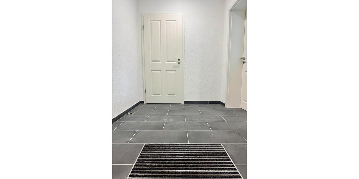 Etagenwohnung Blankenburg (Harz) - 3 Zimmer, 110 m&sup2;, 890&euro; | Angebot:26336030