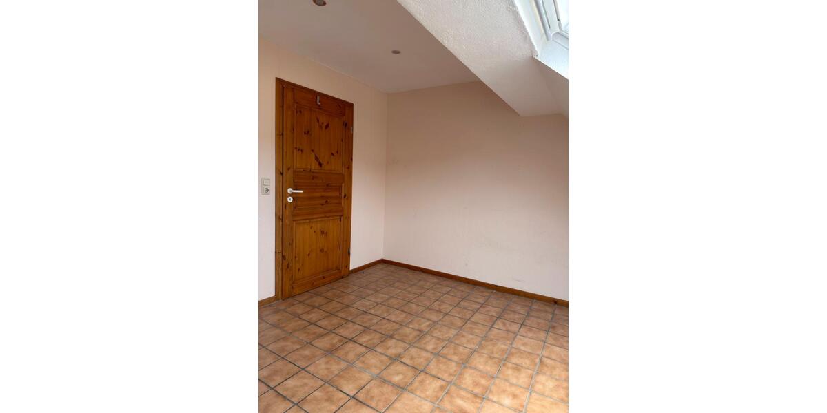 Maisonettenwohnung Badem - 5 Zimmer, 135 m&sup2;, 1.000&euro; | Angebot:26394064