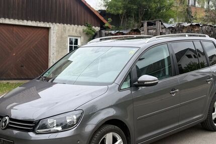 VW Touran 149.000 km 7.490 &euro; Dunningen 78655