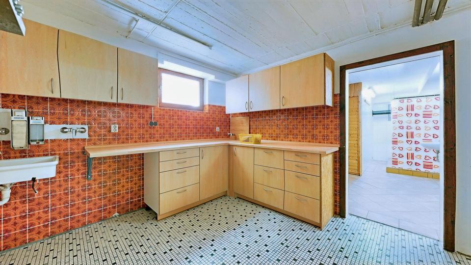 Einfamilienhaus Alfter - 8 Zimmer, 220 m&sup2;, 2.500&euro; | Angebot:26084659