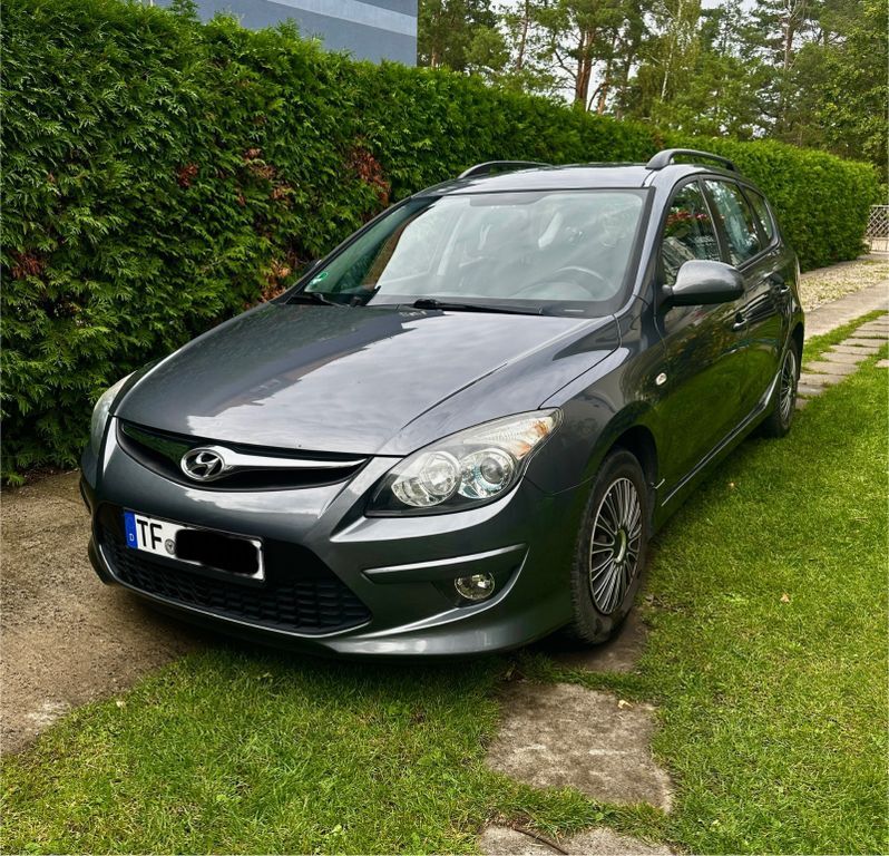 Hyundai i30 98.227 km 6.200 € Am Mellensee 15838