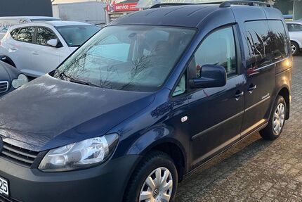VW Caddy 151.355 km 9.200 &euro; schwedt 16303