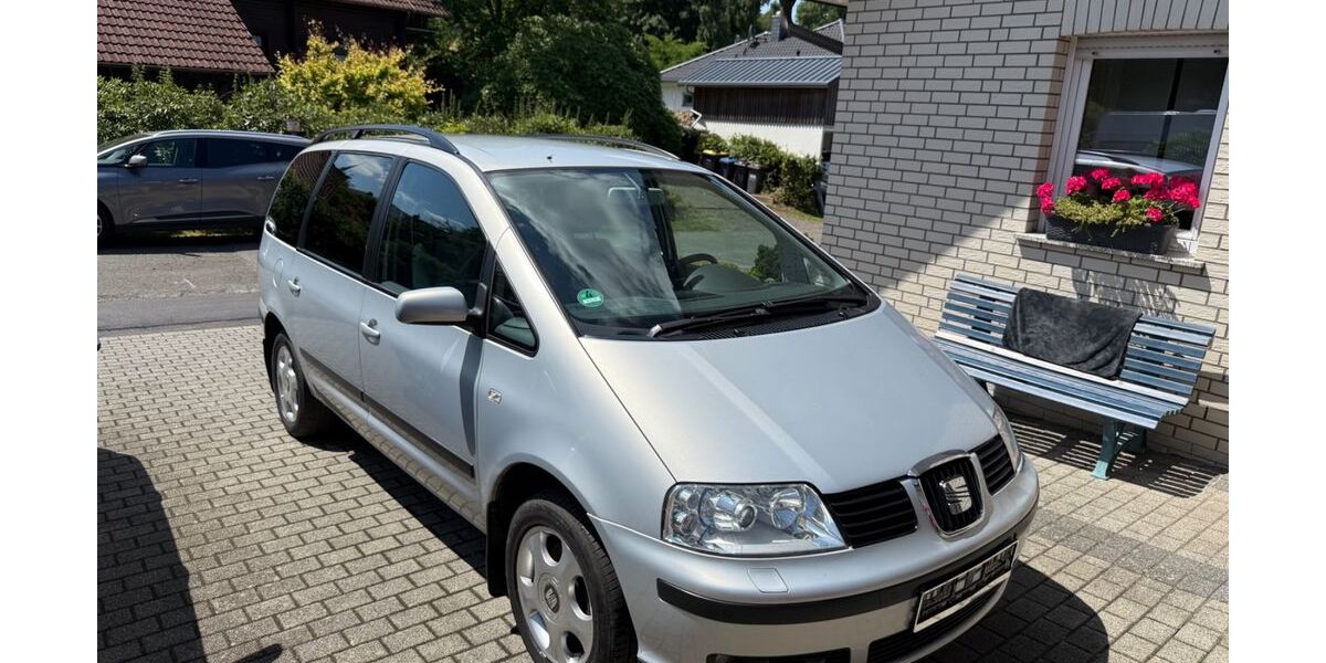 Seat Alhambra 375.117 km 3.400 &euro; Ulrichstein 35327