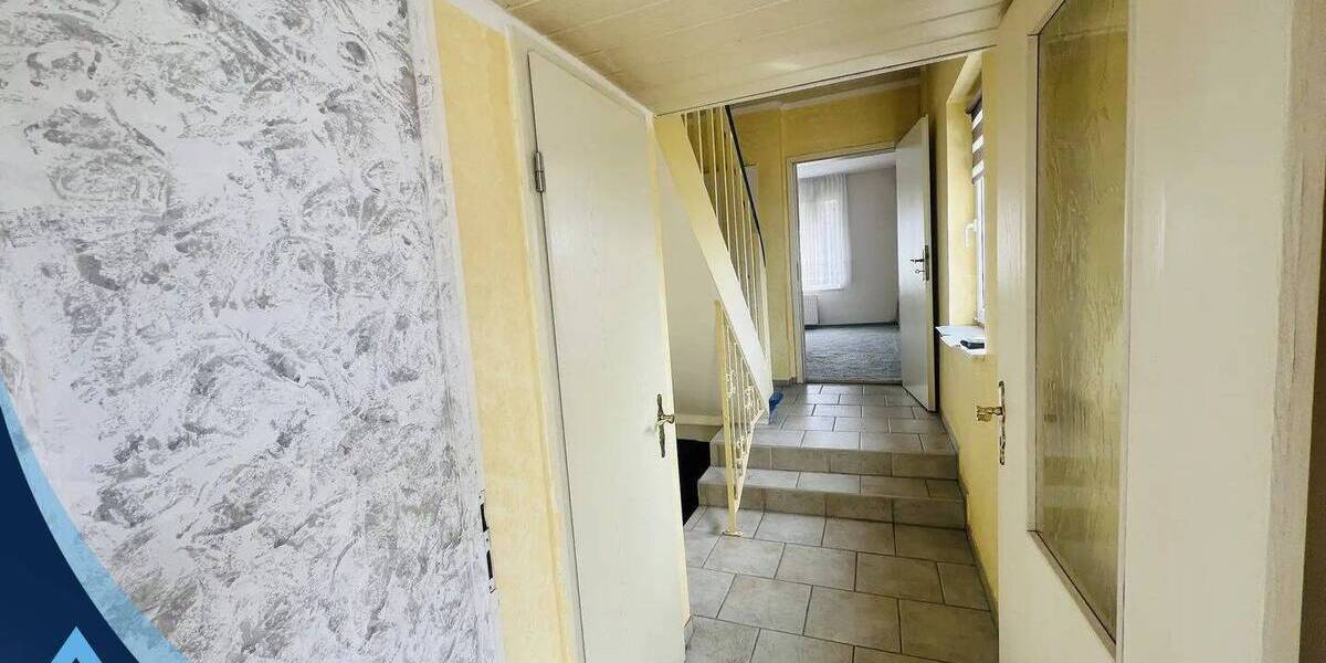 Doppelhaushälfte Tangermünde - 9 Zimmer, 170 m&sup2;, 219.000&euro; | Angebot:25928525