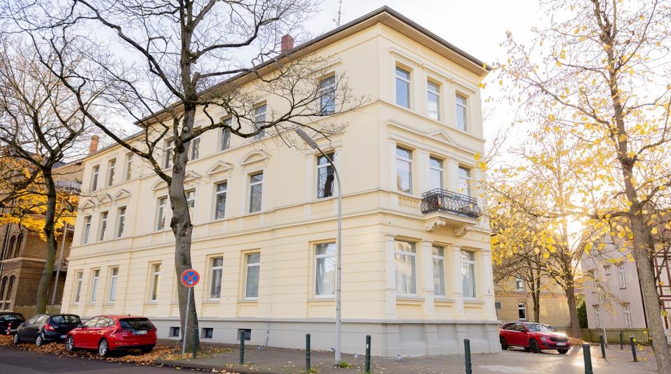 Frisch sanierte 4-Zimmer Altbauwohnung in Bahnhofsnähe 4 zimmer