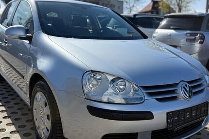 VW Golf 74.711 km 4.950 &euro; Seesen 38723