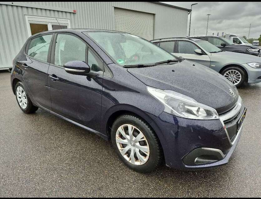 Peugeot 208 23.000 km 9.900 € mönchengladbach 41239