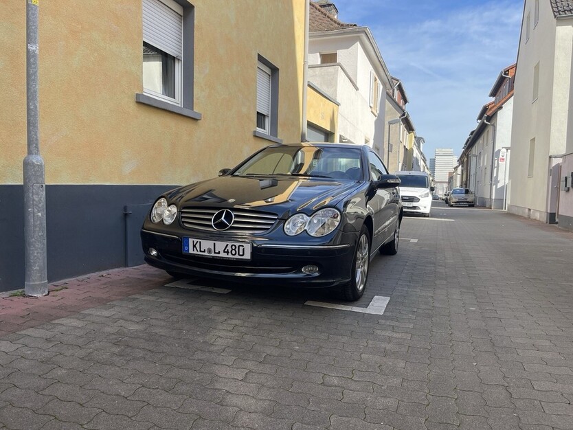 Mercedes-Benz CLK 200 173.000 km 5.199 € Kaiserslautern 67657