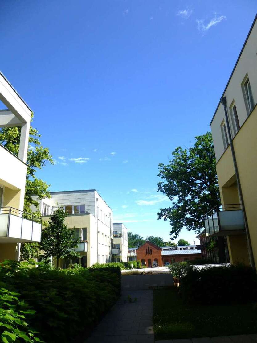 Wohnung zum Mieten in Potsdam 745 € 58.29 m² 2 zimmer
