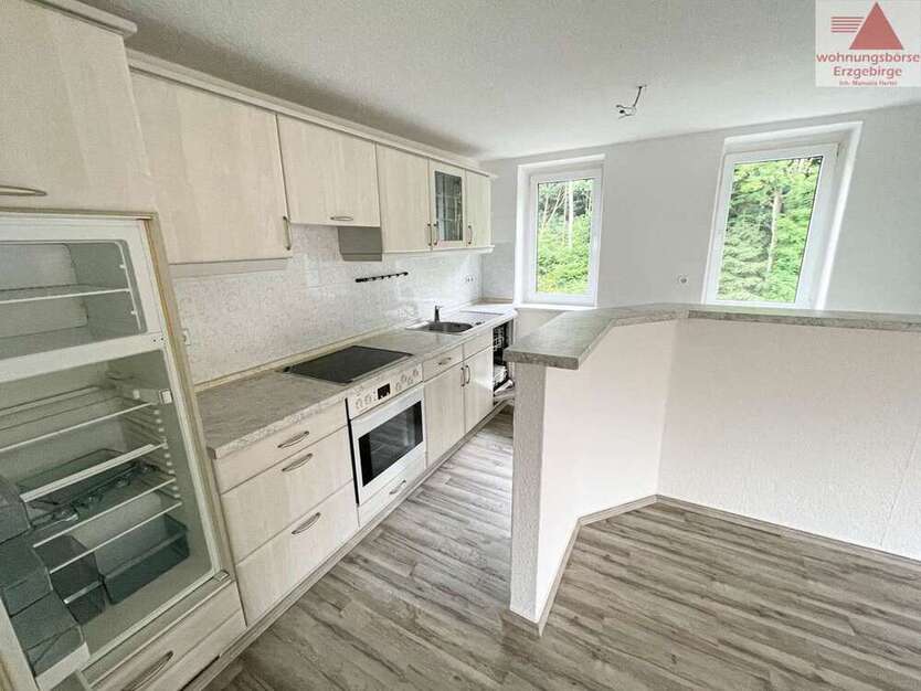 Wohnung zum Mieten in Aue 275 € 48.41 m²