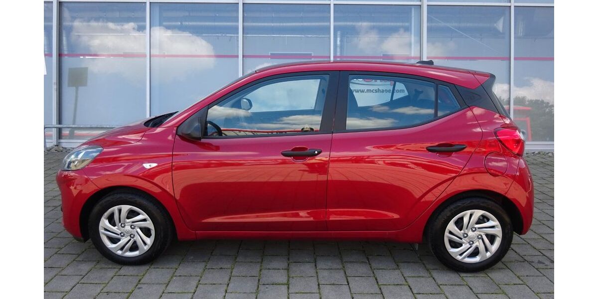 Hyundai i10 9.984 km 13.250 &euro; Steißlingen 78256