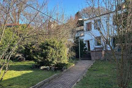 Haus Petersberg - 5.5 Zimmer, 140 m&sup2;, 275.000&euro; | Angebot:25718504