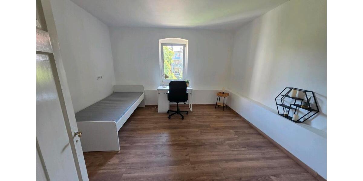 Mehrfamilienhaus, Wohnhaus Karlsruhe - 21 Zimmer, 620 m&sup2;, 2.850.000&euro; | Angebot:27170971