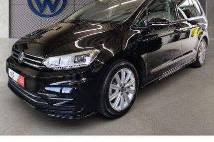 VW Touran 18.369 km 33.380 &euro; Frankfurt 60326