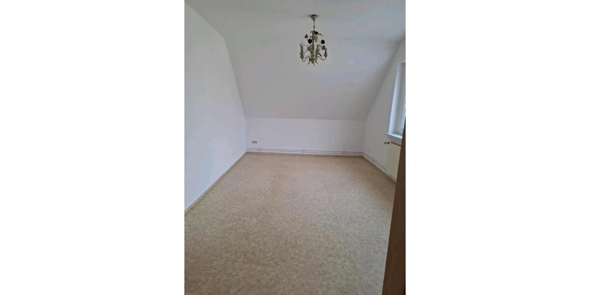 Dachgeschoßwohnung Krackow - 3 Zimmer, 52 m&sup2;, 290&euro; | Angebot:26531240