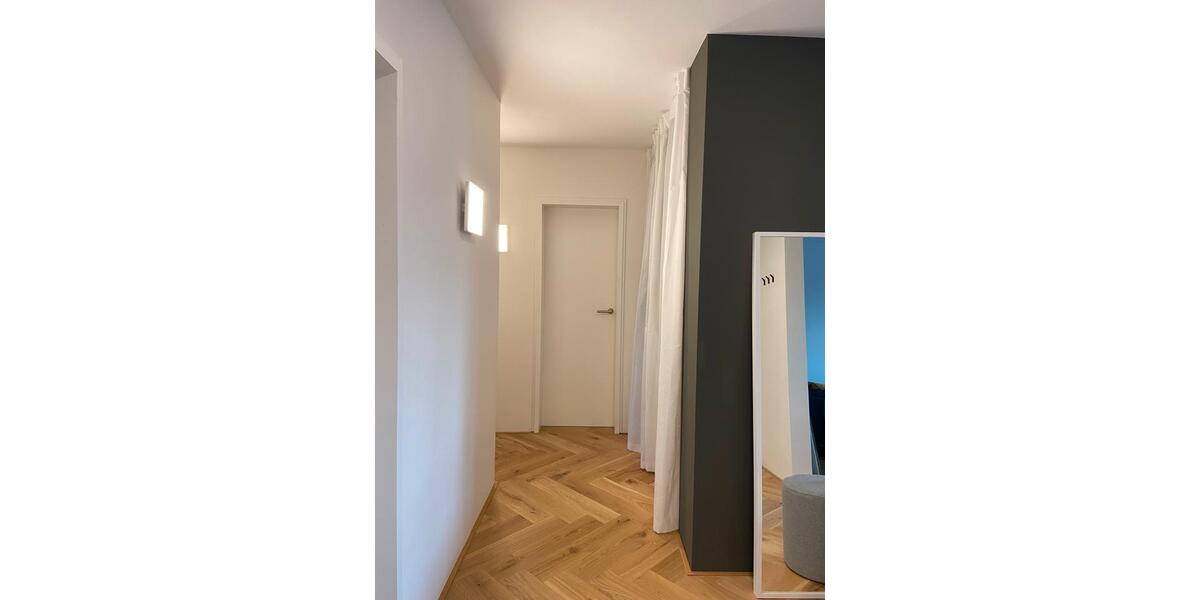 Dachgeschoßwohnung Neu-Ulm Ludwigsfeld - 3.5 Zimmer, 82 m&sup2;, 379.000&euro; | Angebot:25446738
