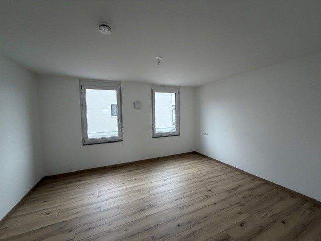 Doppelhaushälfte Biblis - 5 Zimmer, 137 m&sup2;, 1.781&euro; | Angebot:23961849
