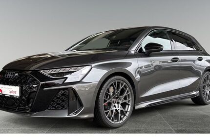 Audi RS3 2.280 km 68.480 &euro; Pronsfeld 54597