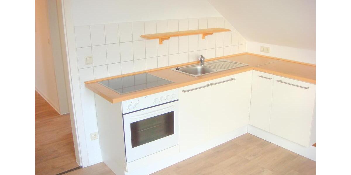Dachgeschoßwohnung Uetze - 3 Zimmer, 80 m&sup2;, 495&euro; | Angebot:26262140