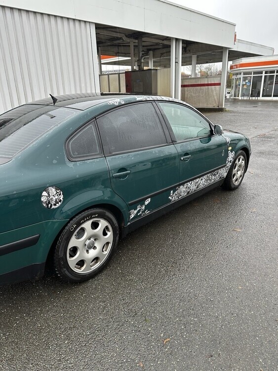 VW Passat 3B2 160.000 km 1.800 € Chemnitz 09111