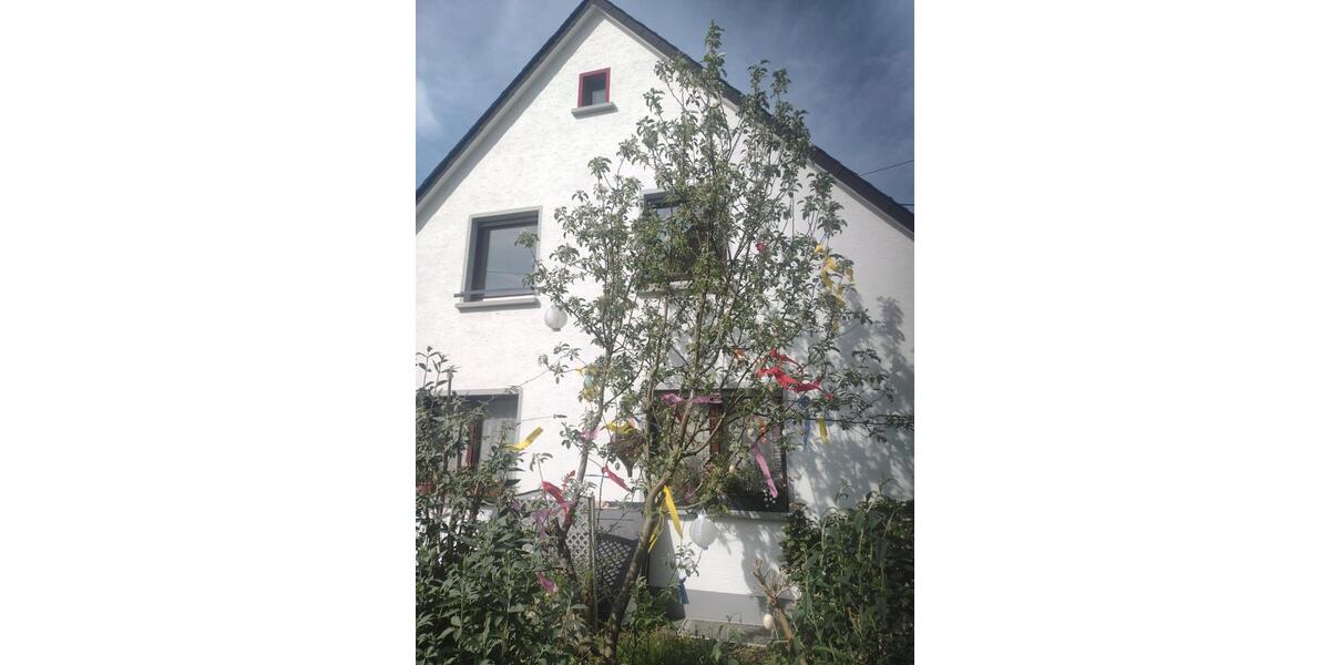 Etagenwohnung Bad Honnef - 3 Zimmer, 92 m&sup2;, 990&euro; | Angebot:26399101