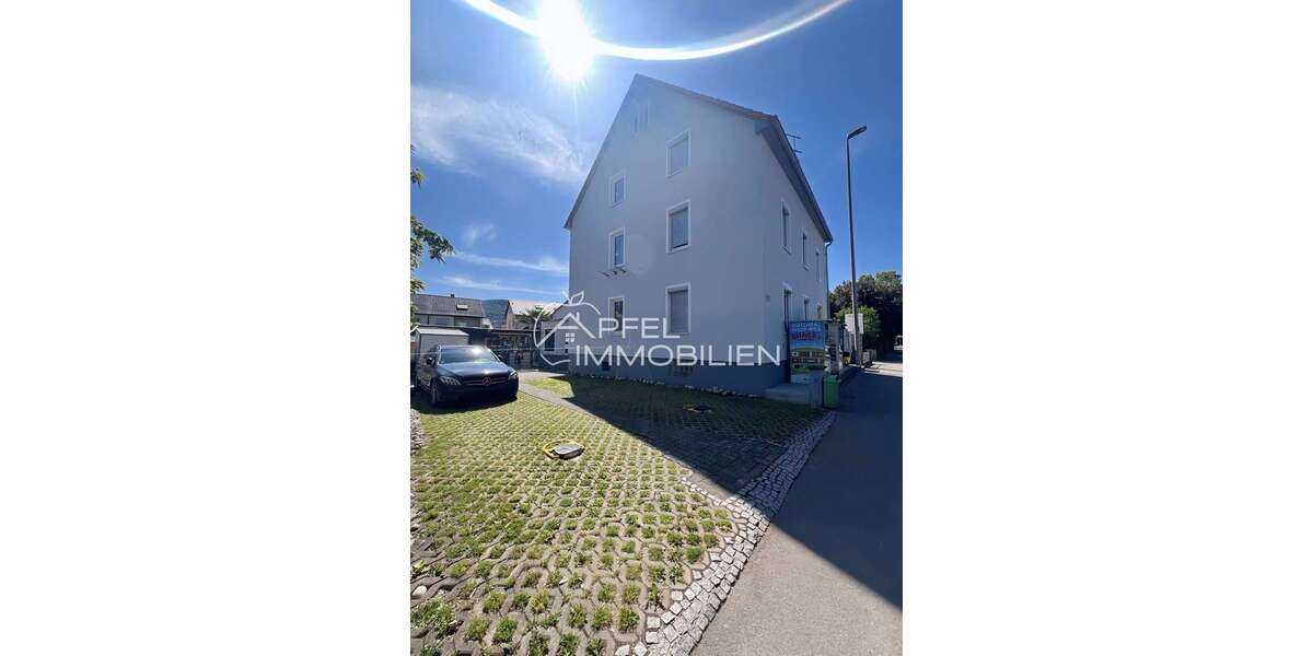 Einfamilienhaus Pfullingen - 13 Zimmer, 290 m&sup2;, 799.000&euro; | Angebot:25991944