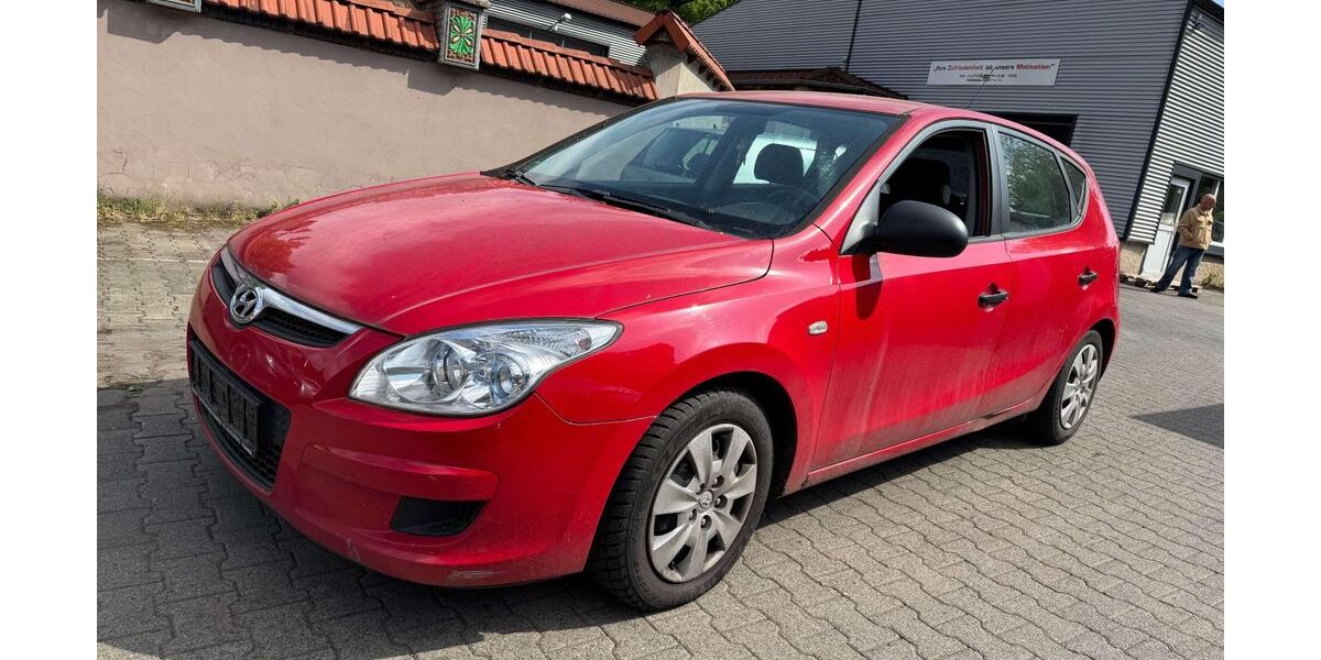 Hyundai i30 190.000 km 1.399 &euro; Eppstein 65817