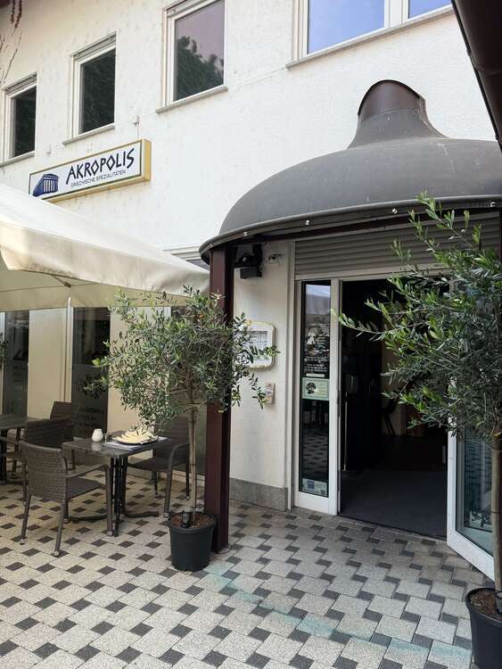 Gastronomie in Heusenstamm 1.700 € 270 m²