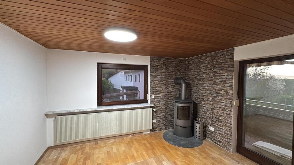 Erdgeschoßwohnung Weikersheim - 2.5 Zimmer, 69 m&sup2;, 850&euro; | Angebot:26255015