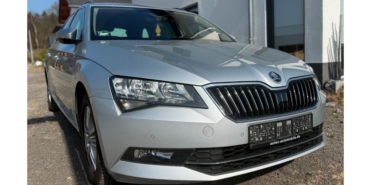 Skoda Superb 196.000 km 12.800 &euro; Wenden 57482