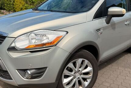 Ford Kuga 219.860 km 6.690 &euro; Bargteheide 22941
