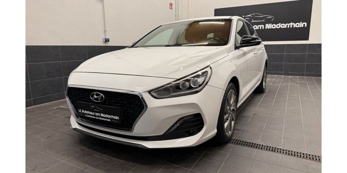 Hyundai i30 88.716 km 12.950 &euro; Moers 47441